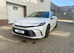 Toyota Camry 2025 года