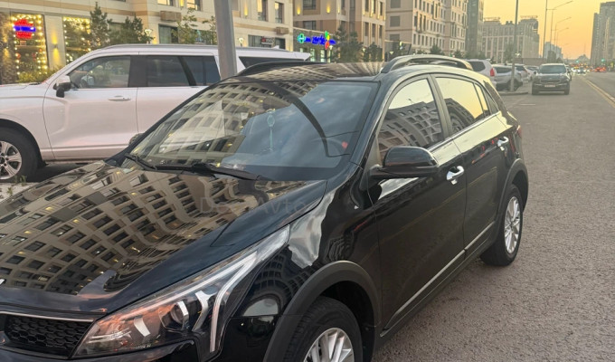 Kia Rio X-Line 2021 года
