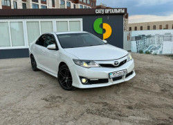 Toyota Camry 2011 года
