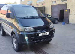 Mitsubishi Delica 1995 года