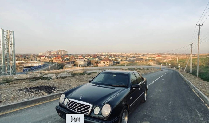Mercedes-Benz E-Класс 1996 года