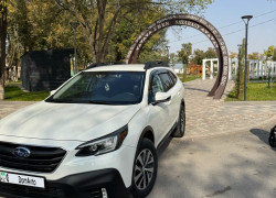 Subaru Outback 2022 года