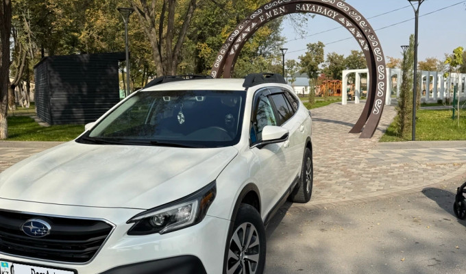 Subaru Outback 2022 года