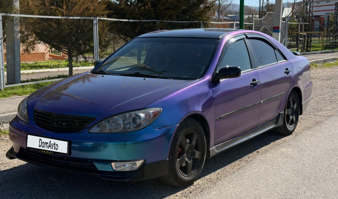 Toyota Camry 2005 года