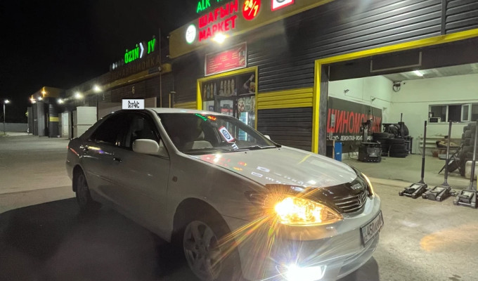 Toyota Camry 2006 года