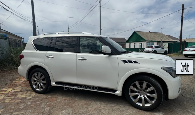 Infiniti QX56 2011 года