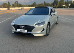 Hyundai Sonata 2023 года