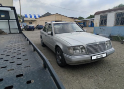 Mercedes-Benz E-Класс 1994 года