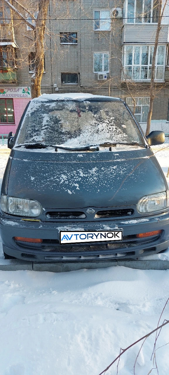 Nissan Serena, 1994