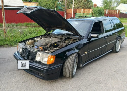 Mercedes-Benz E-Класс 1992 года