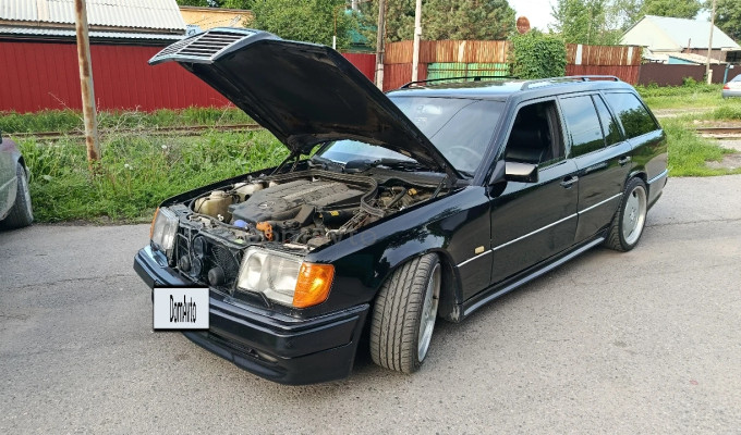 Mercedes-Benz E-Класс 1992 года