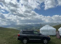 Toyota Land Cruiser 2012 года
