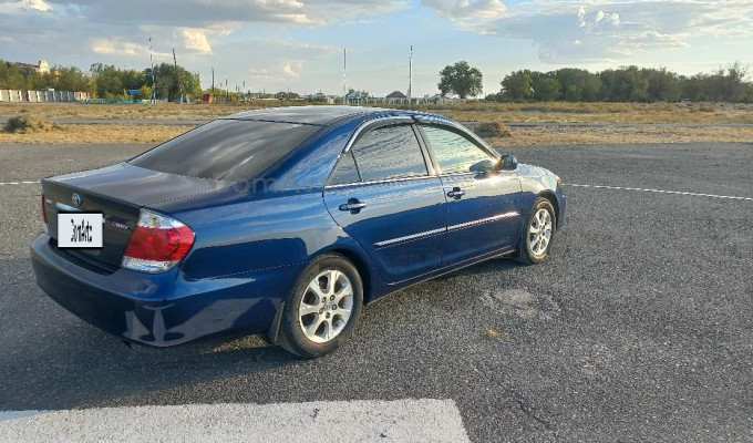 Toyota Camry 2006 года