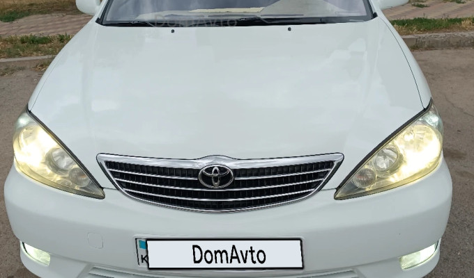 Toyota Camry 2006 года