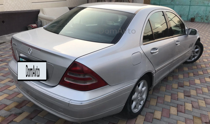 Mercedes-Benz C-Класс 2001 года
