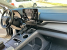 Toyota Sienna 2023 года