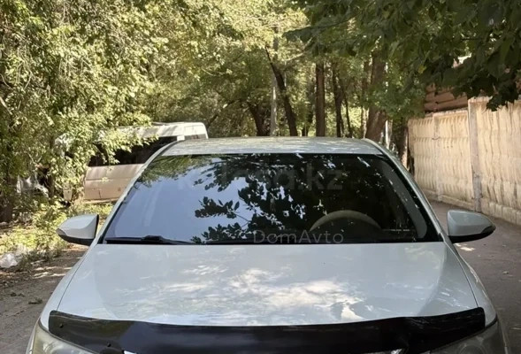 Toyota Camry 2011 года