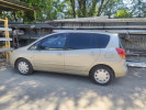 Toyota Corolla Verso 2004 года