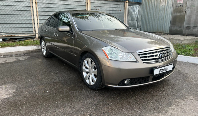 Infiniti M-Series 2005 года