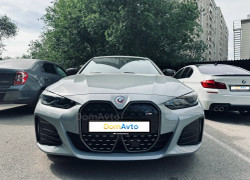 BMW i4 2022 года