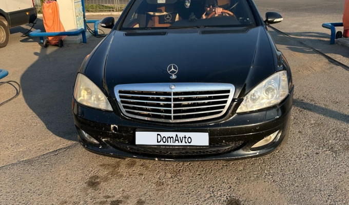 Mercedes-Benz S-Класс 2007 года
