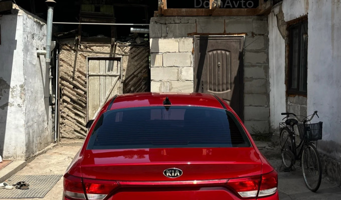 Kia Rio 2018 года