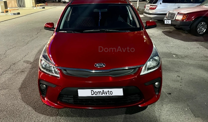 Kia Rio 2018 года
