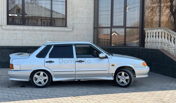 ВАЗ (Lada) 2115 2004 года