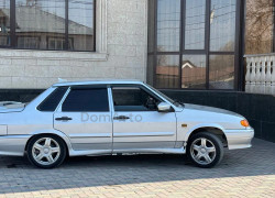ВАЗ (Lada) 2115 2004 года