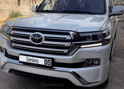 Toyota Land Cruiser 2017 года