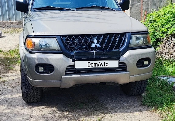 Mitsubishi Montero Sport 2002 года