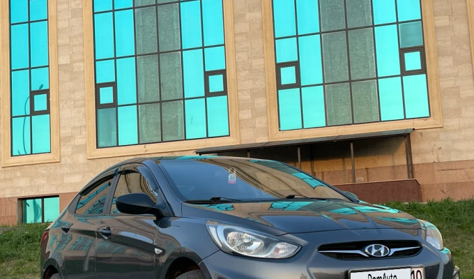 Hyundai Accent 2013 года