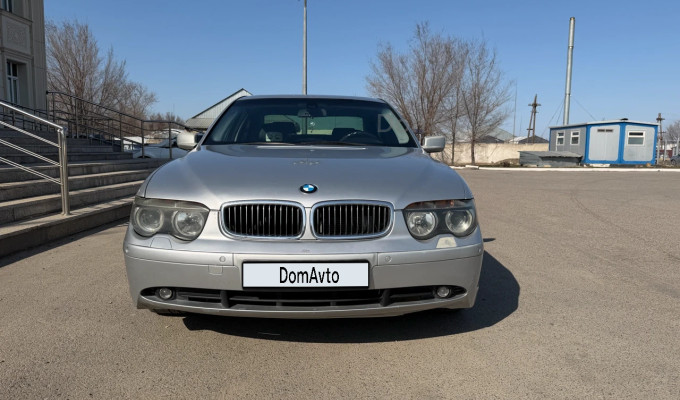 BMW 7 серия 2002 года