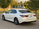 Toyota Camry 2023 года