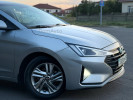 Hyundai Elantra 2020 года