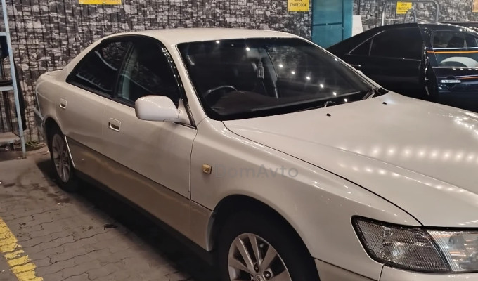 Toyota Windom 2000 года