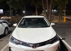 Toyota Corolla 2018 года