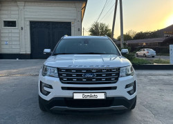 Ford Explorer 2017 года