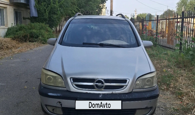 Opel Zafira 2001 года