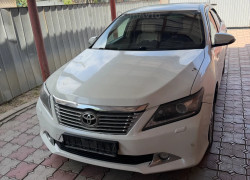 Toyota Camry 2012 года