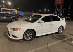 Mitsubishi Lancer 2013 года
