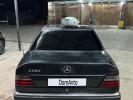 Mercedes-Benz E-Класс 1993 года