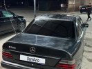 Mercedes-Benz E-Класс 1993 года