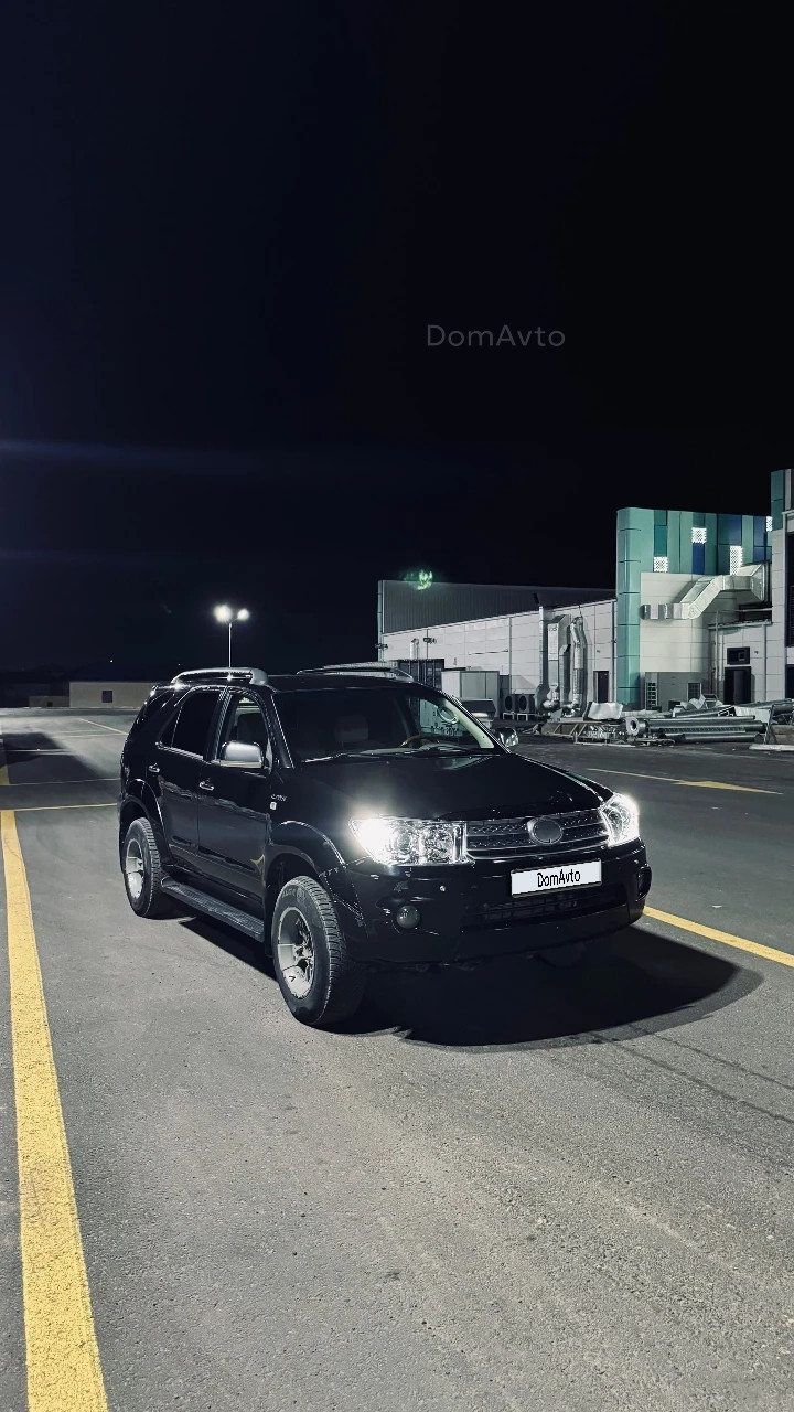 Toyota Fortuner, 2007