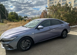 Hyundai Elantra 2022 года