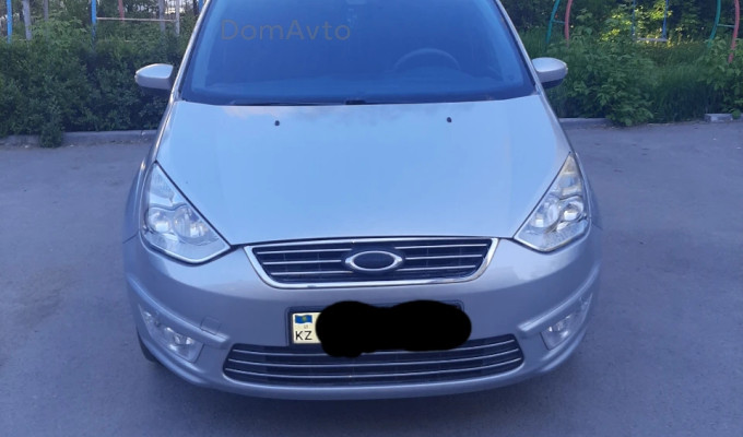 Ford Galaxy 2008 года
