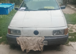 Volkswagen Passat 1992 года