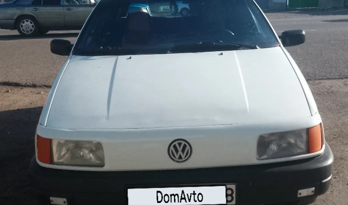 Volkswagen Passat 1992 года