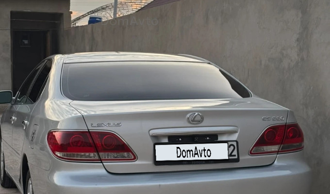 Lexus ES 2005 года