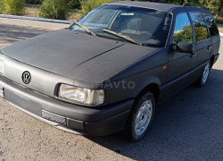 Volkswagen Passat 1992 года
